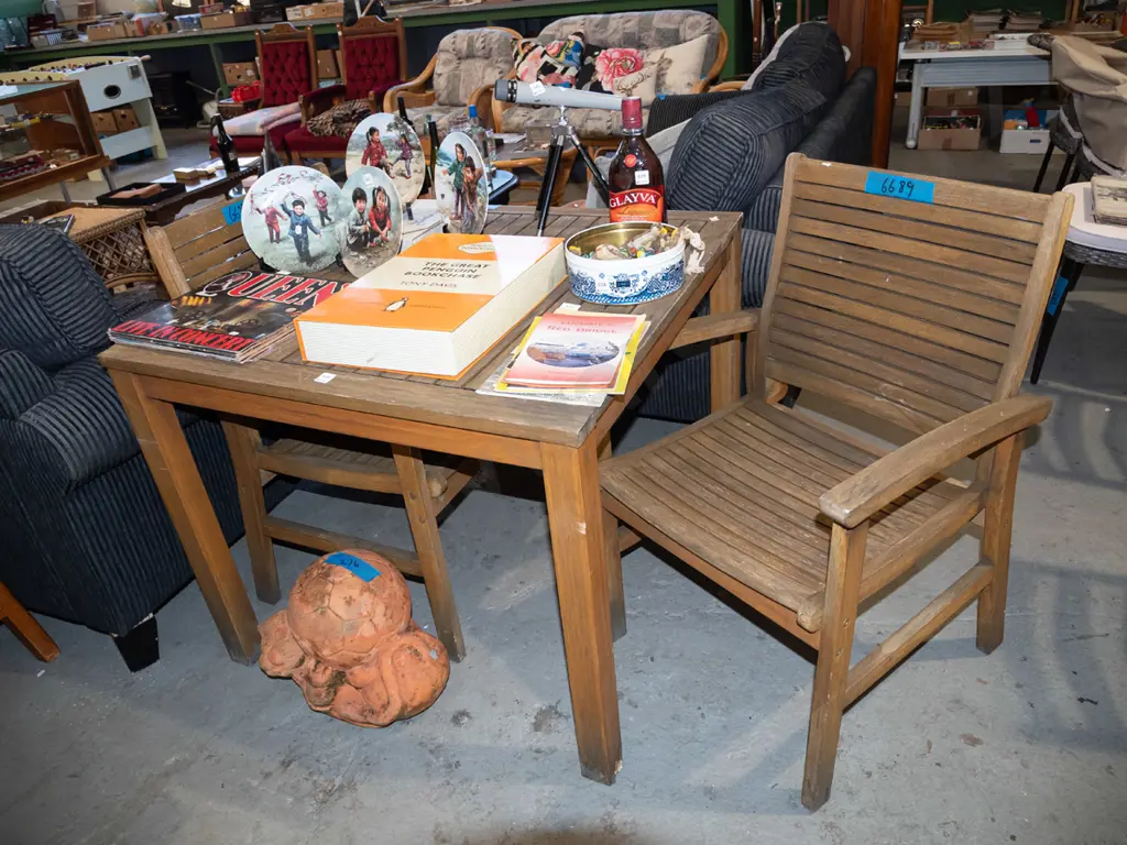 hardwood outdoor table with 2 chiars - varnish needs attention H750 W890 D890 Image 1++