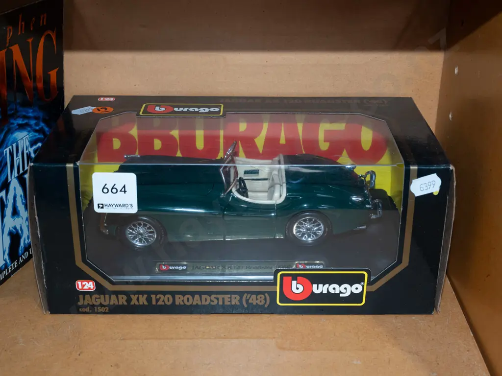 boxed Burago model of Jaguar Roadster Image 1++