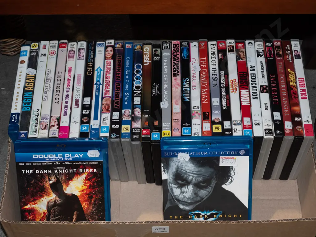 box; DVDs, blue rays Image 1++