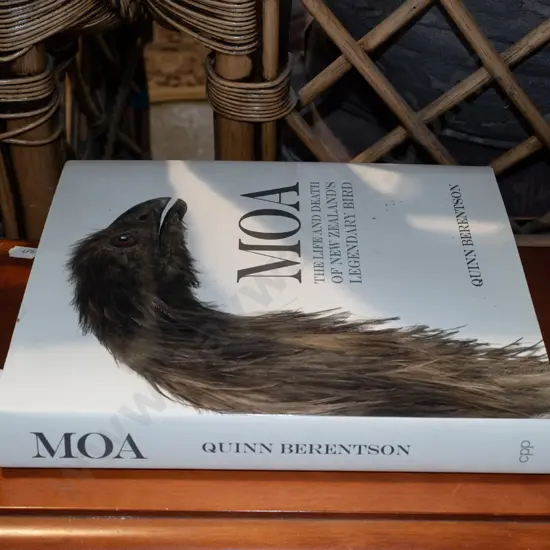 Moa - The Life and Death book
