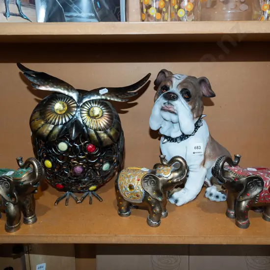 elephant money box, bulldog figurine, owl H300