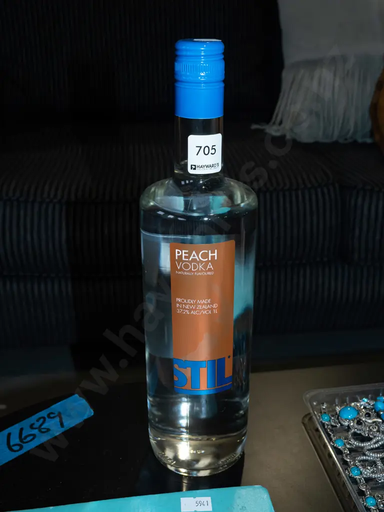1L Stil peach vodka Image 1++