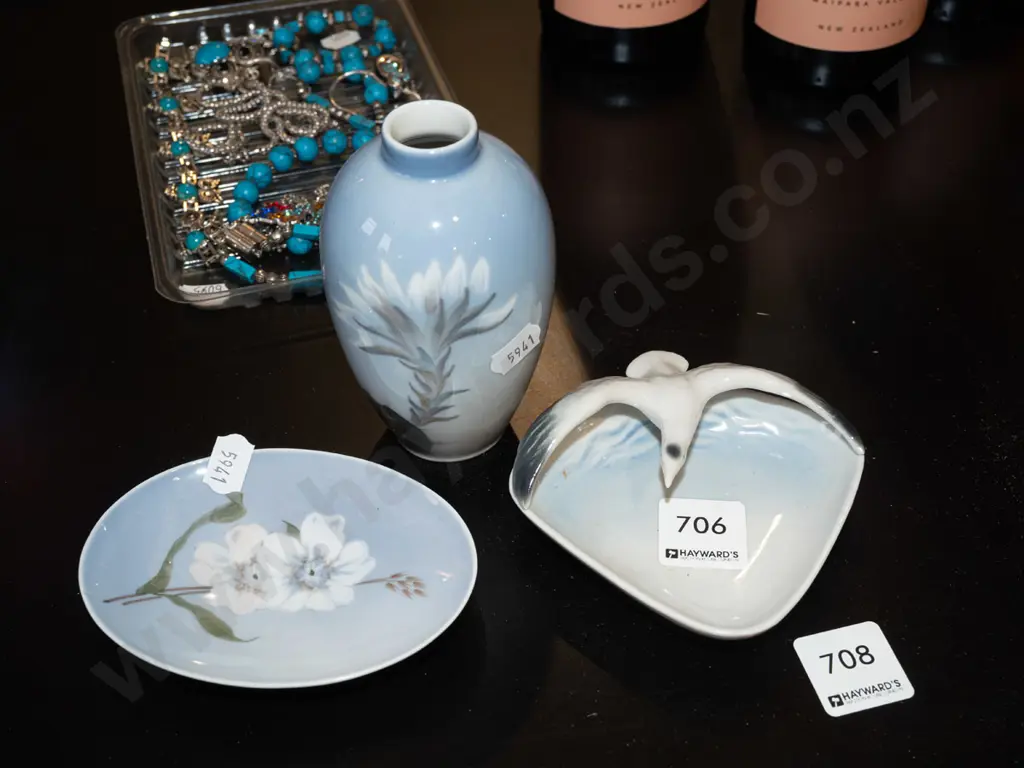 Royal Copenhagen seagull ashtray, pin dish, small vase Image 1++