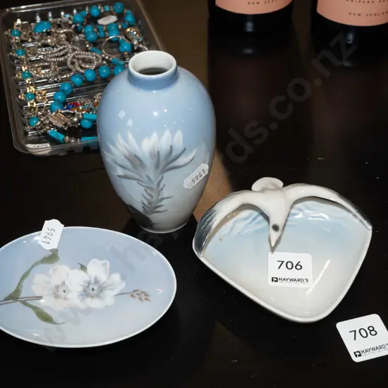 Royal Copenhagen seagull ashtray, pin dish, small vase
