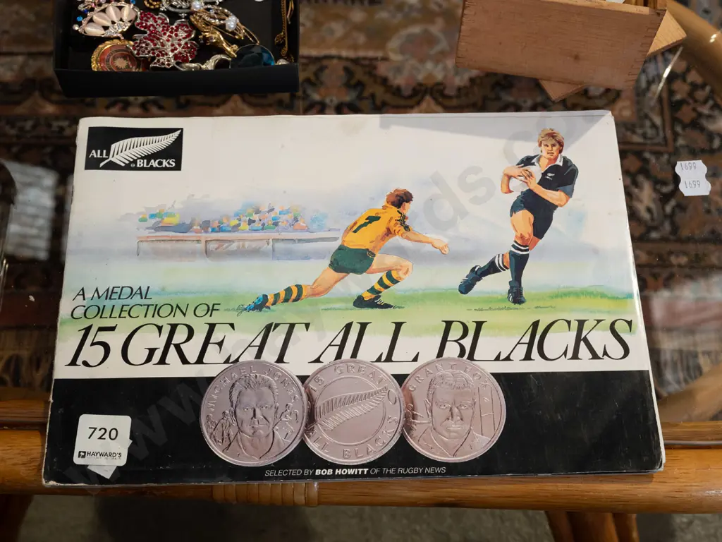 15 Great All Blacks collector coin set Image 1++