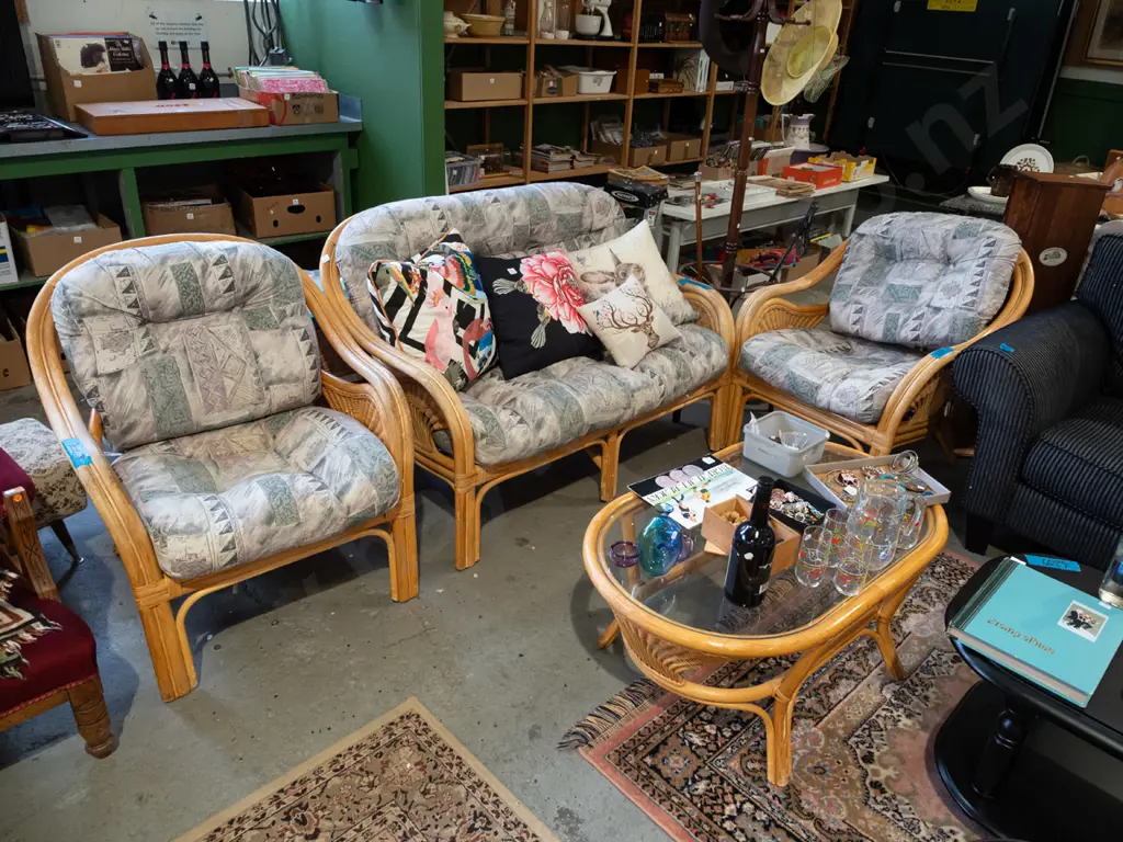 bamboo deep buttoned 4 piece lounge suite - 3 seater, 2 singles, glass top coffee table Image 1++