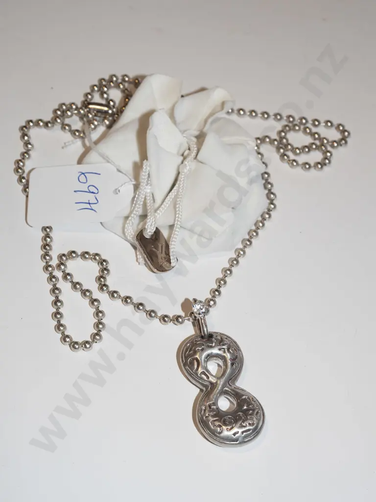 heavy sterling silver? pendant & chain Image 1++