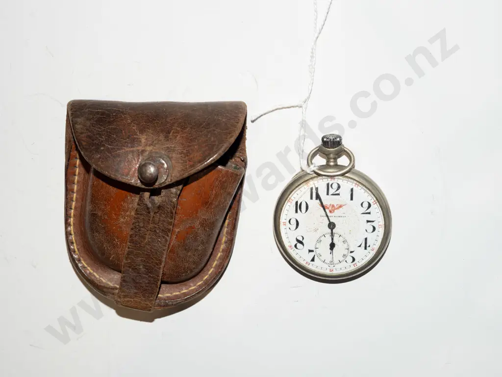 pocket watch & leather pouch (working condition unkown) Image 1++