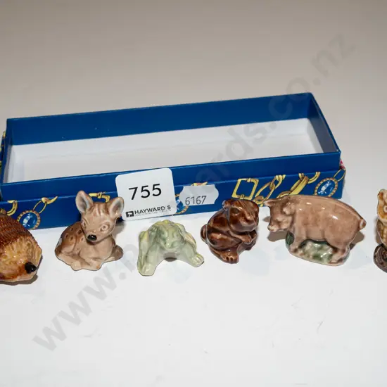 tray of Wade Whimsies 