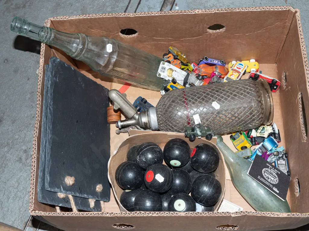 box; torpedo bottle, soda syphon, toy vehicles etc Image 1++