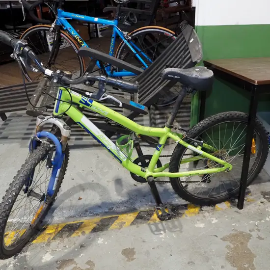 Bauer mountain bike- some rust