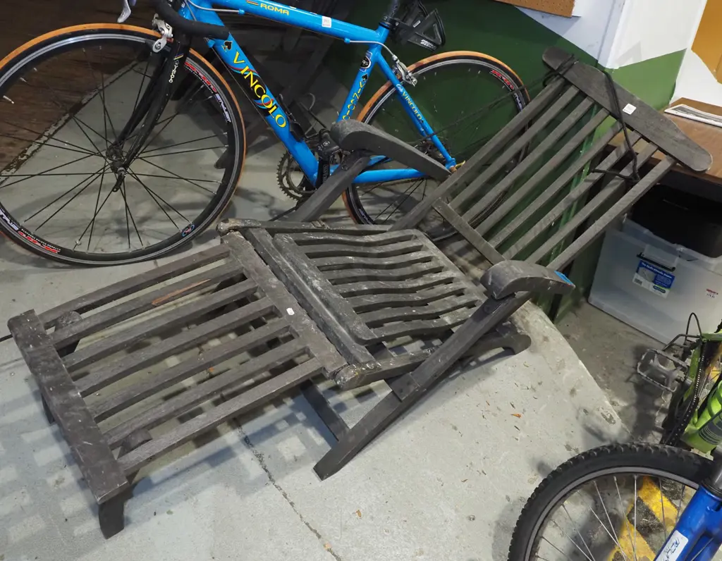 dark stained hardwood outdoor lounger Image 1++