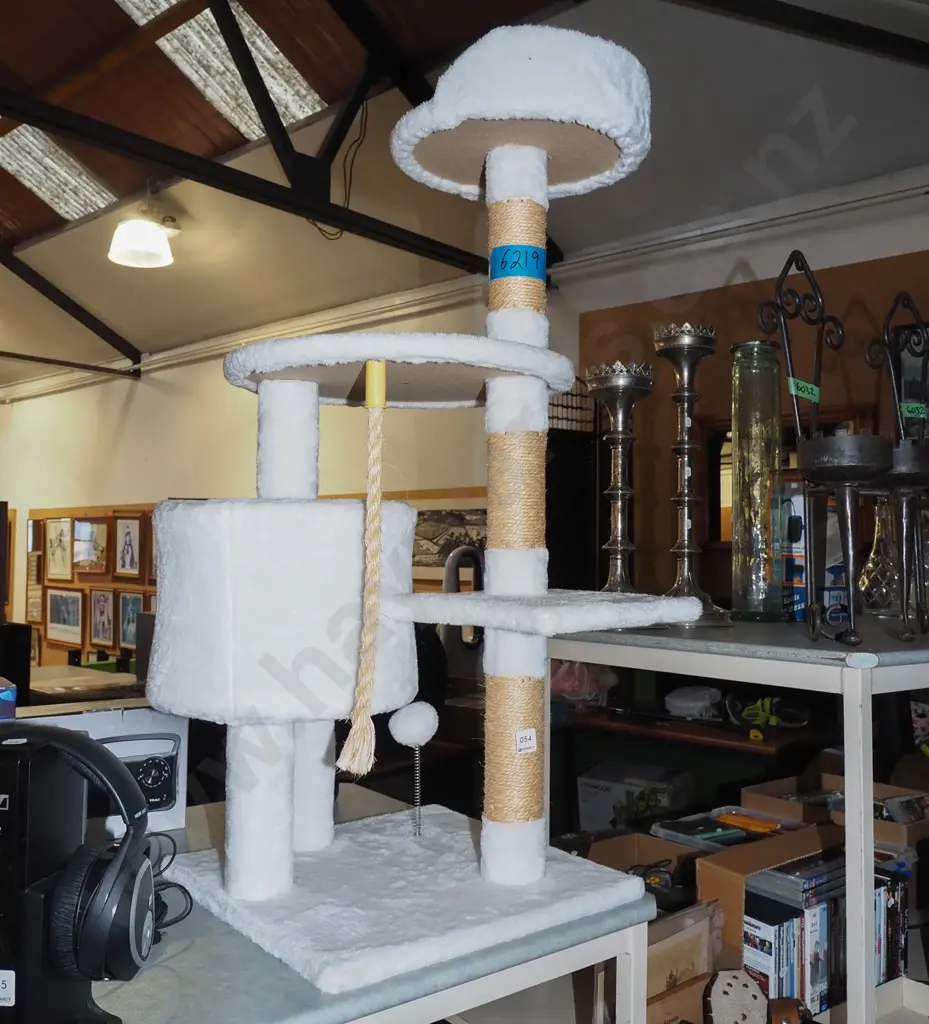 cat tower H920 Image 1++