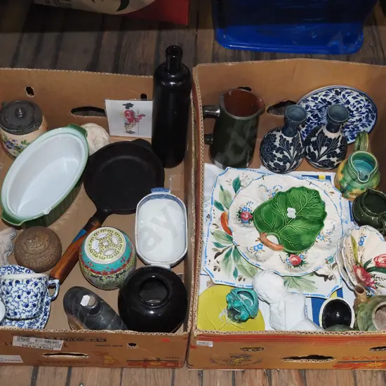 2x boxes: vases, serving plates, Beethoven bust, jugs, gin bottle, etc - red dots