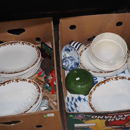 2x boxes; Bristol plates, float bowl, small teapot etc - green dots