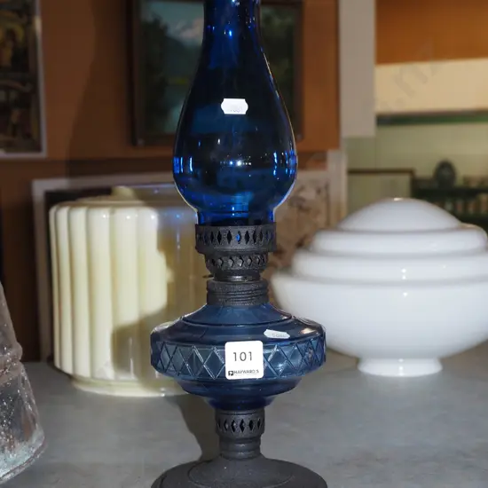 blue glass kerosene lantern H385