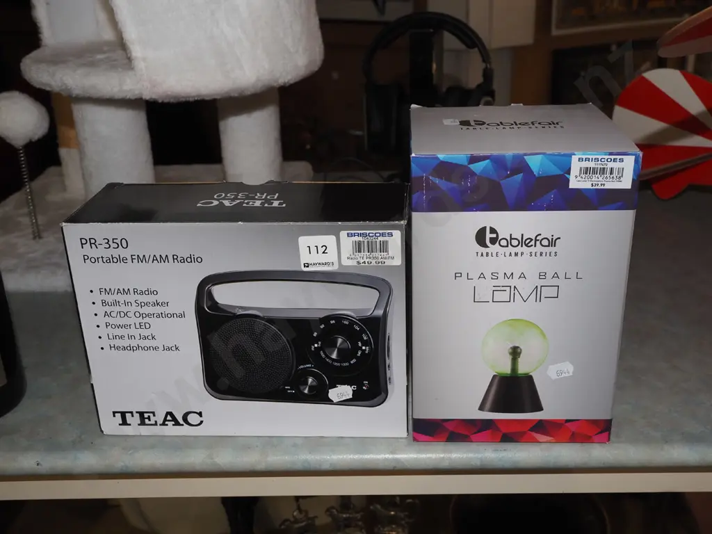 box; plasma ball lamp, portable FM/AM radio Image 1++