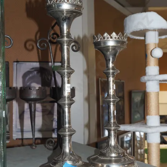 2x heavy plated candlesticks/stands H570