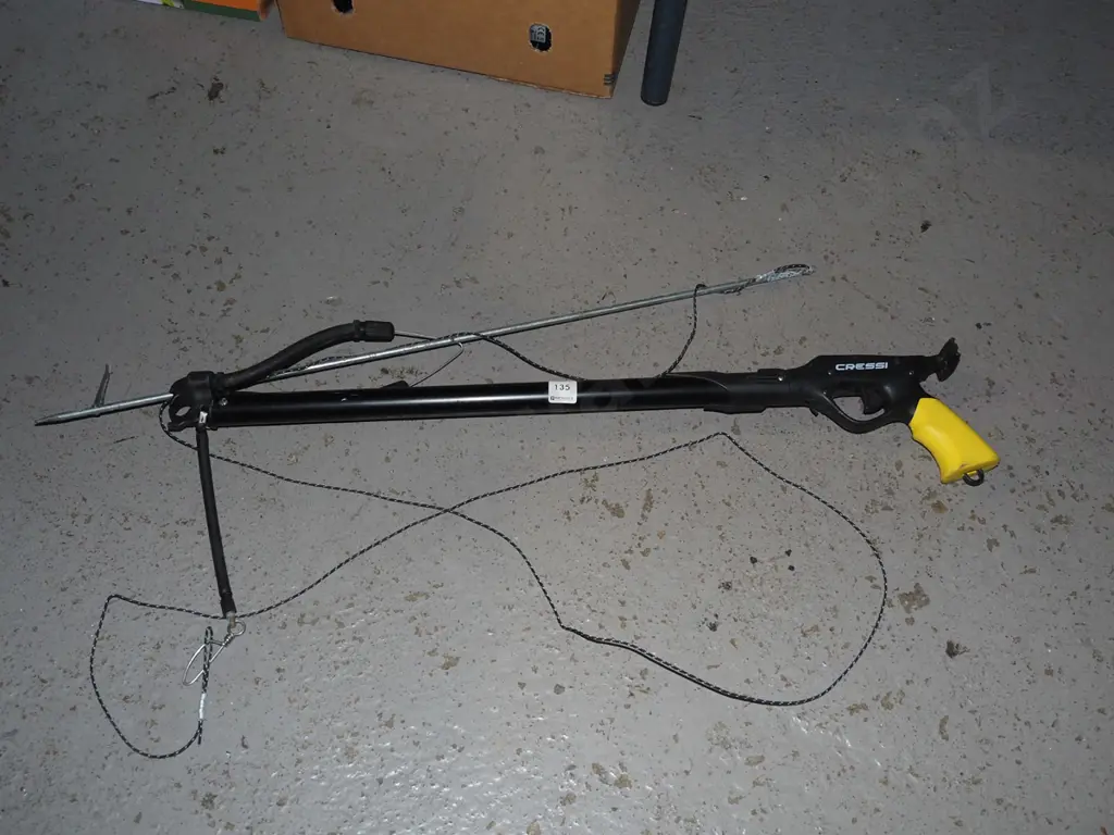 Cressi spear fishing gun Image 1++