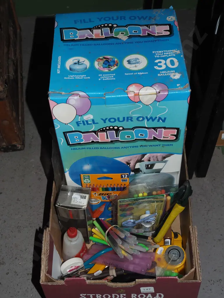 box; colouring pencils, felt pens etc Image 1++