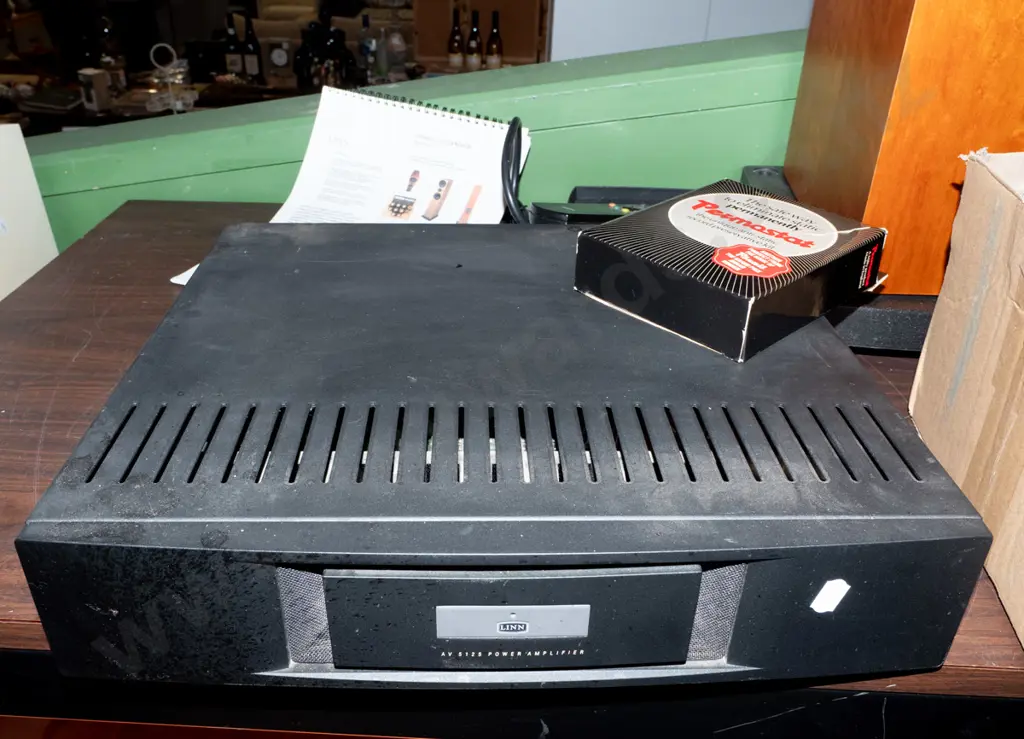 pair of Linn Ninka freestanding floor speakers, Linn AV 5125 power amplifier and a box of cables etc. Image 1++