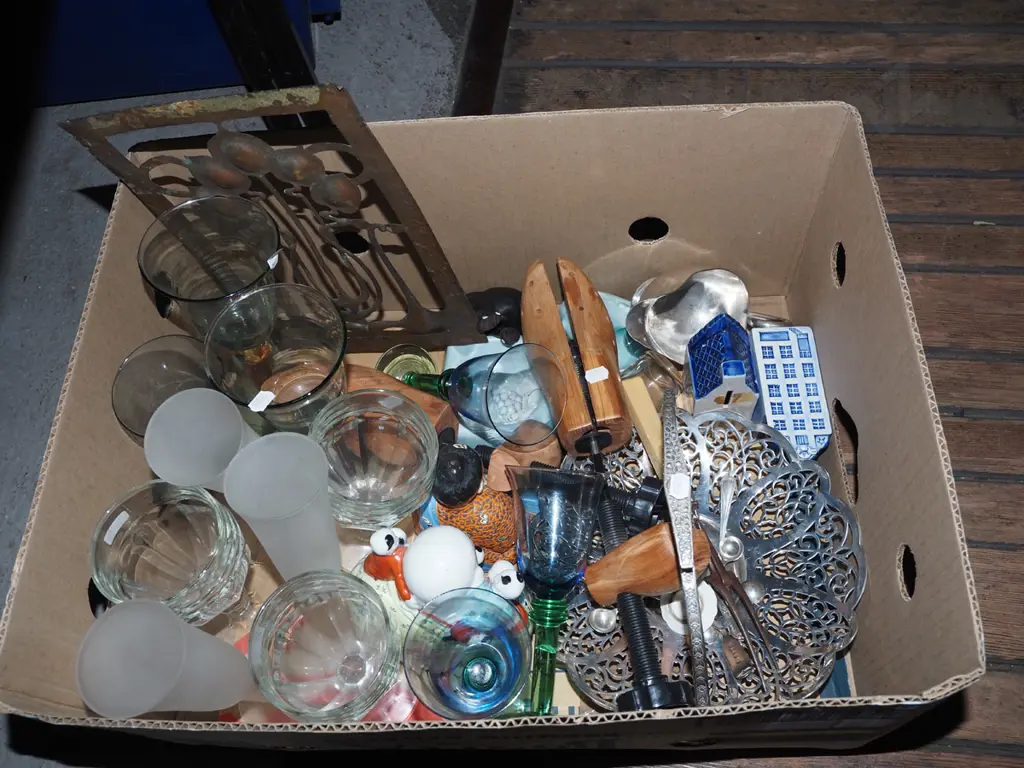 box; shoe forms, wine goblets, Chinese good fortune figurines etc Image 1++