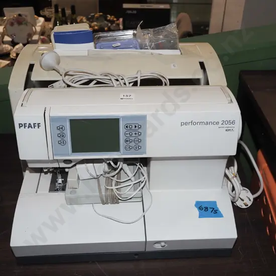 Pfaff Performance 2056 sewing machine