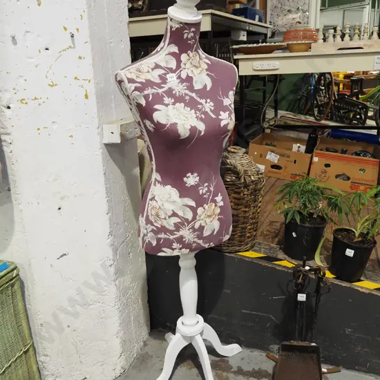 female floral upholstered mannequin on stand H1380