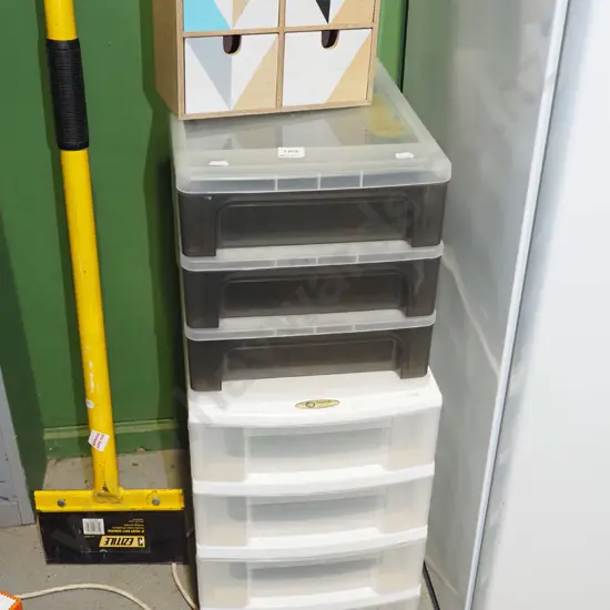 2x sets plastic organiser drawers, 1x small set of wood veneer drawers