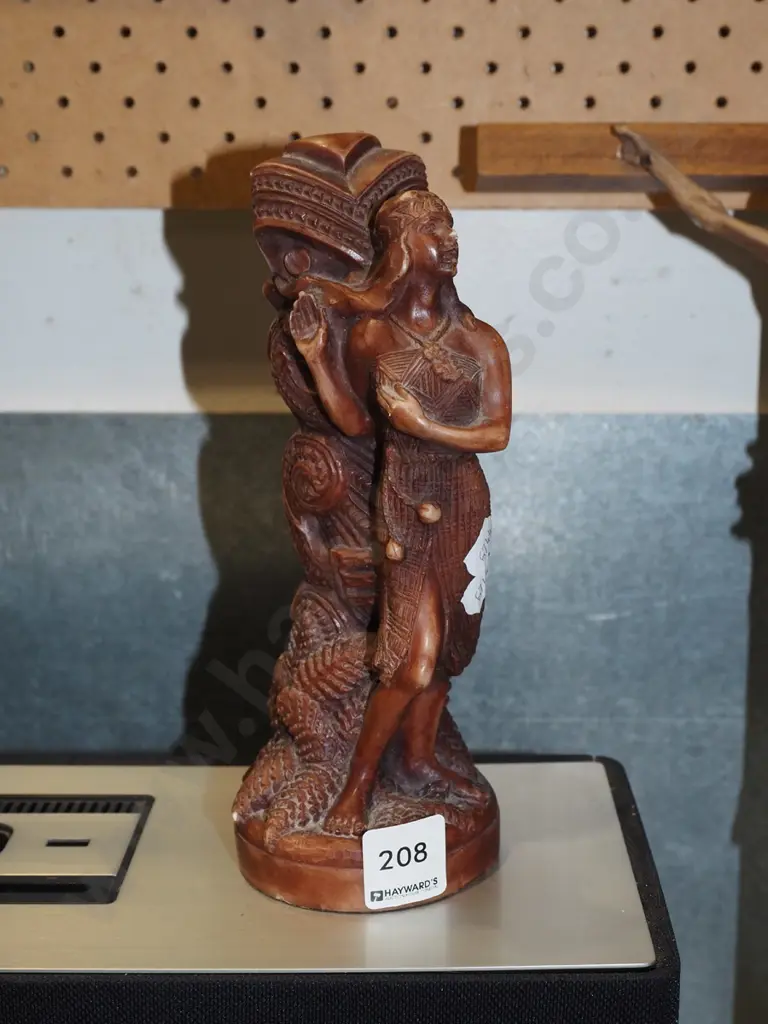 composite wahine figurine H220 Image 1++