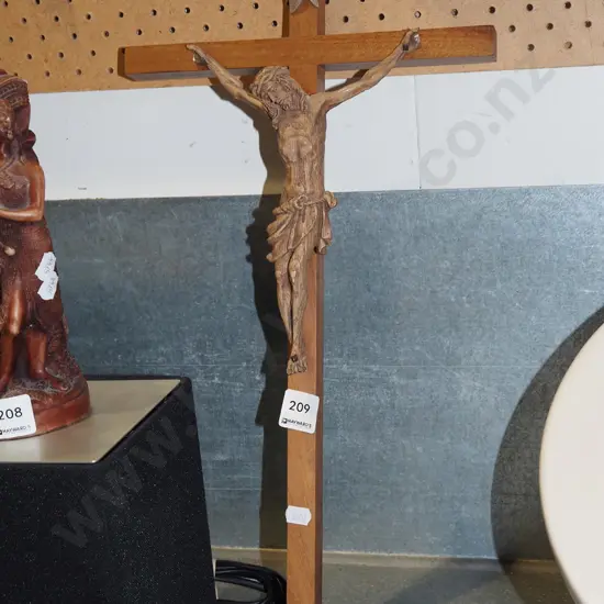crucifix H490