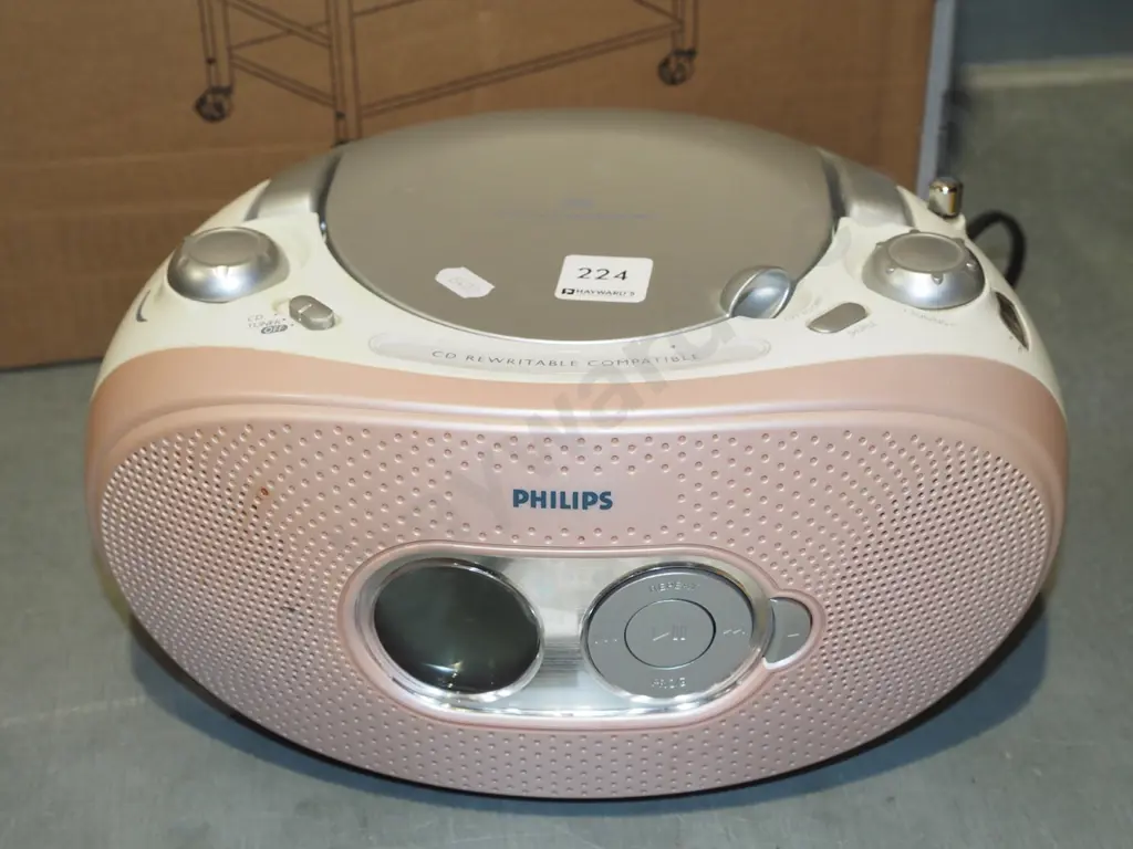 Phillips portable radio CD player Image 1++