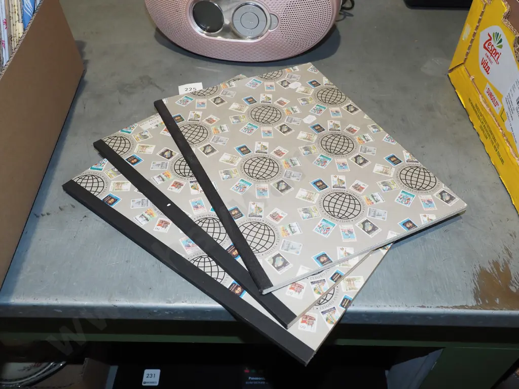 3x stamp albums Image 1++