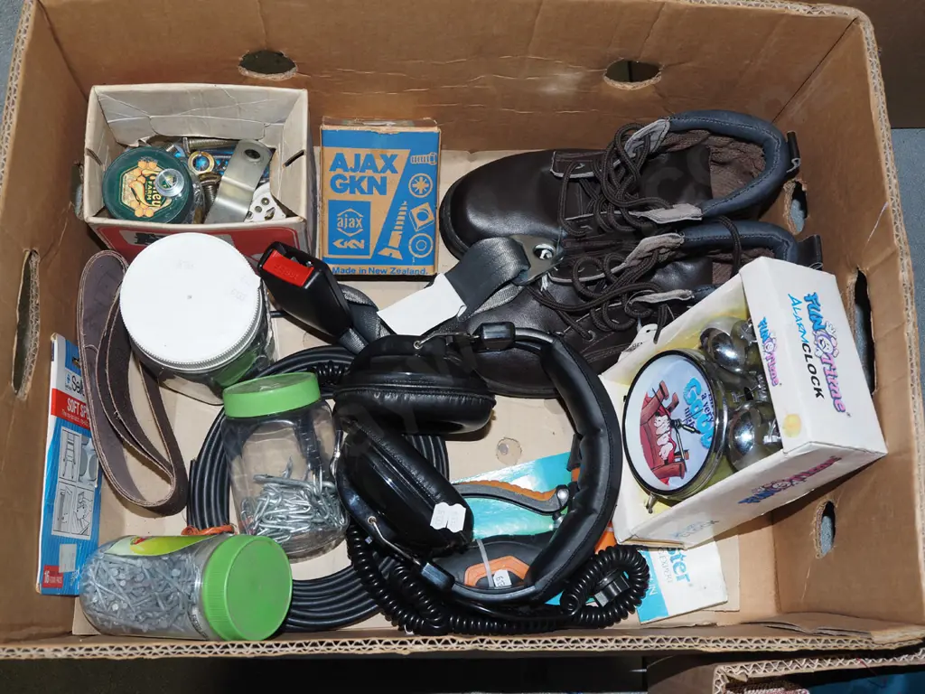 box; alarm clock, headphones, hose attachment, size 4 boots etc Image 1++