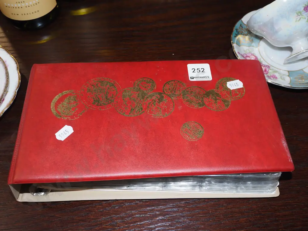coin collector album Image 1++