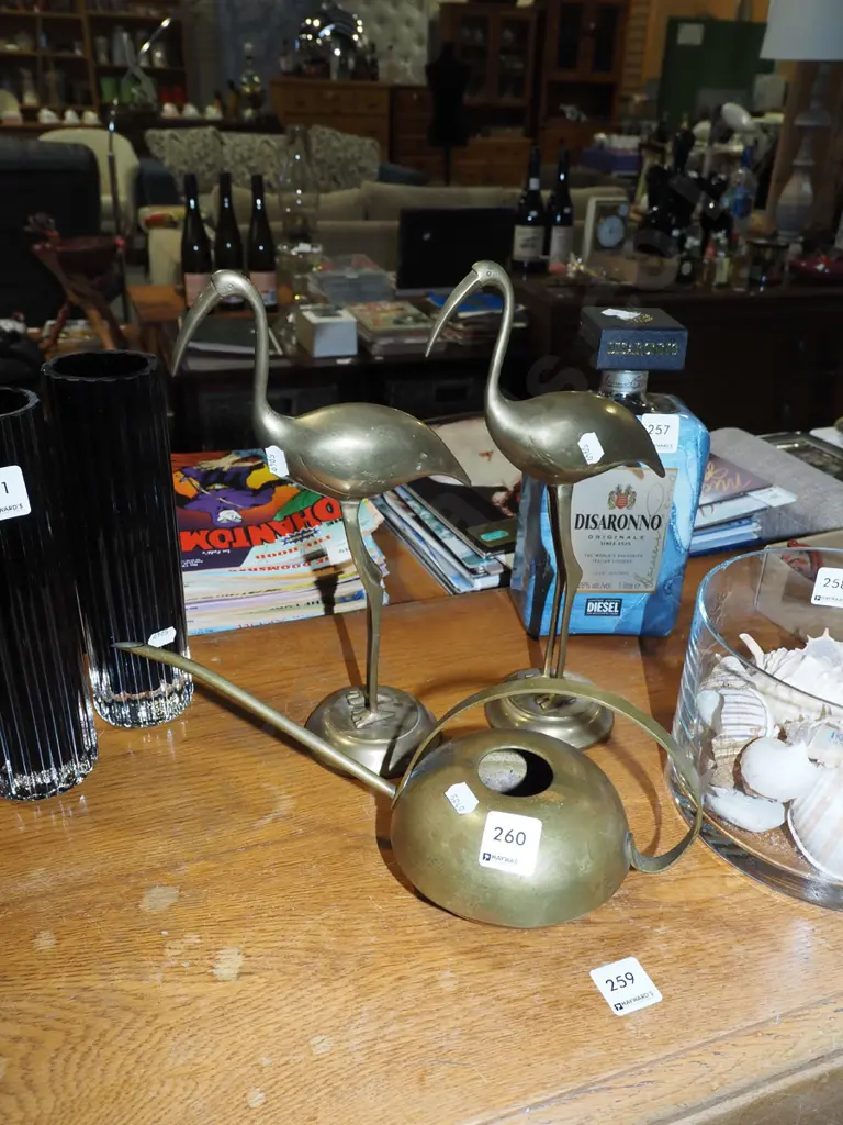 2x brass bird figurines, small brass watering can Bird H290 Image 1++