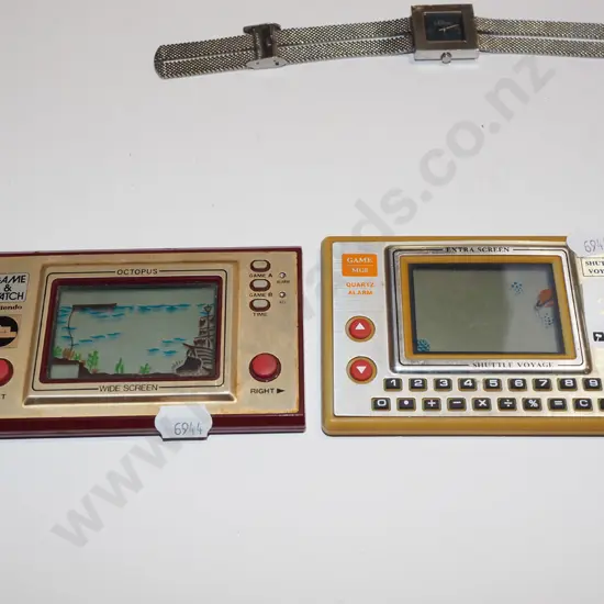 2x 1980's hand held arcade games (as is no returns)