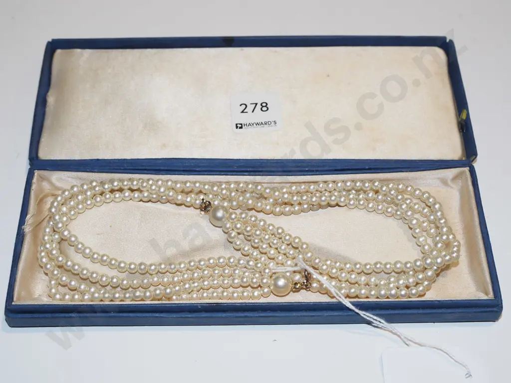 4 strand imitation pearls Image 1++