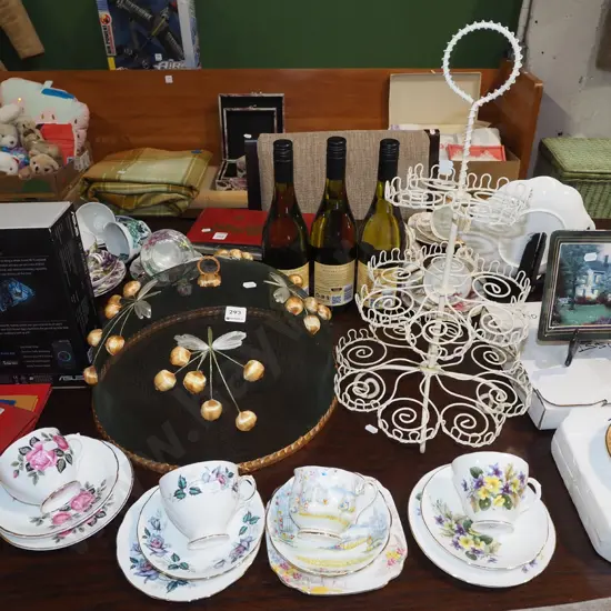 4x trios, cake stand, dome food cover