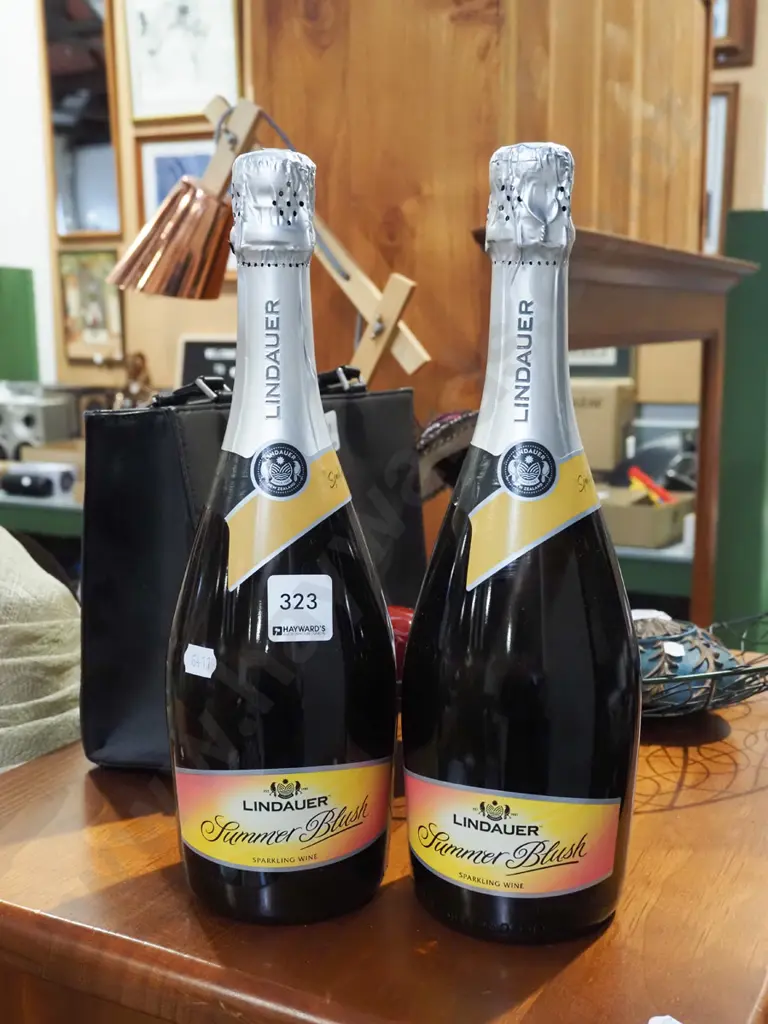 2x bottles Lindauer sparkling wine Image 1++