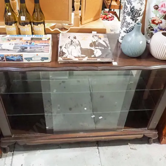 mdf faux wood cab leg 2 sliding door china cabinet H860 W1210 D400