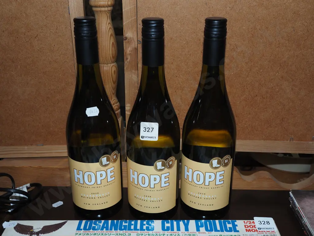 3x bottles of Hope chardonnay 2020 Image 1++