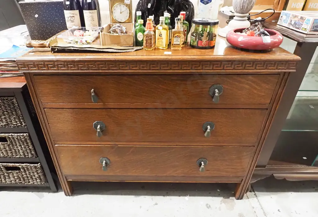 deco solid oak 3 drawer lowboy H820 W1005 D450 Image 1++