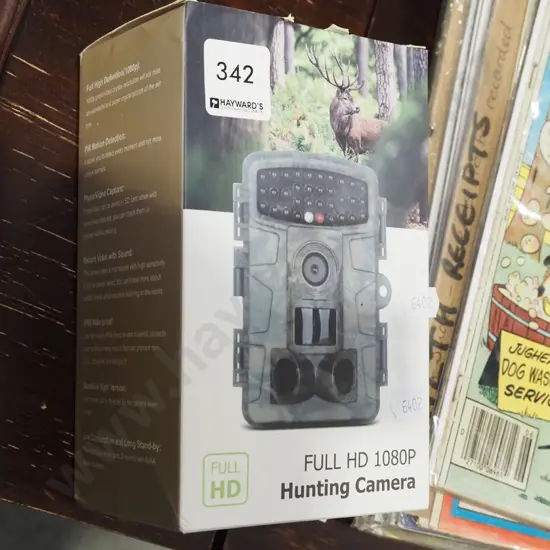 HD hunting camera in box