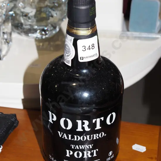 750ml bottle of Poto Tawny port