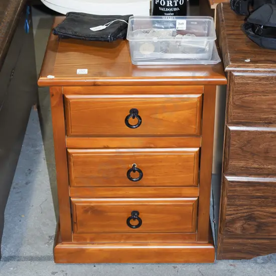 pine 3 drawer bedside cabinet