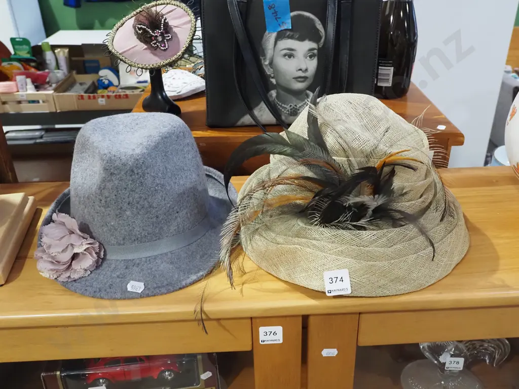 2x ladies hats  Image 1++