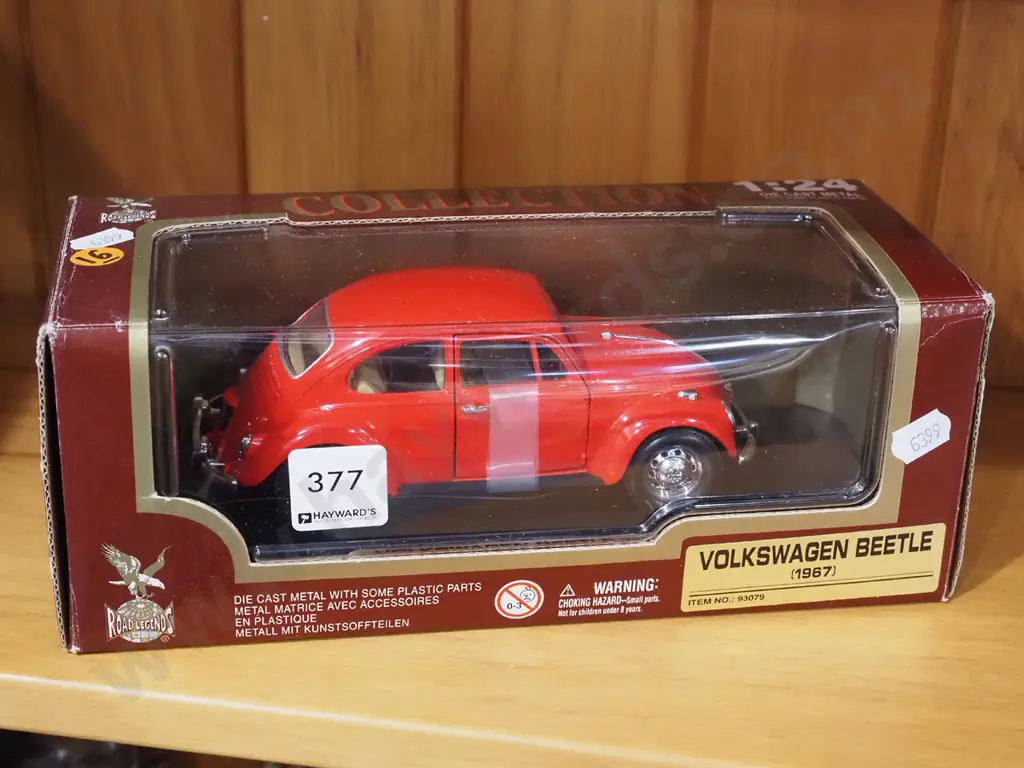 diecast model of VW Beetle Image 1++