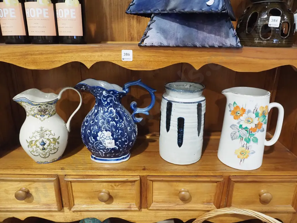 shelf; 3x water jugs, French country style vase Image 1++