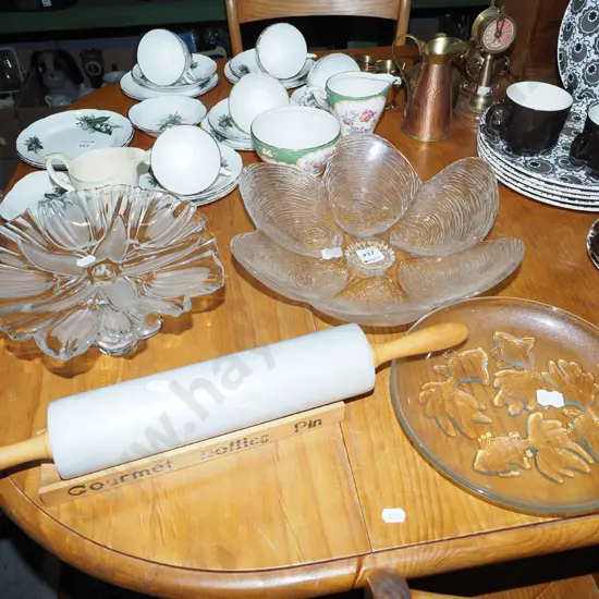 marble rolling pin, crystal footed comport, 2x glass bowls